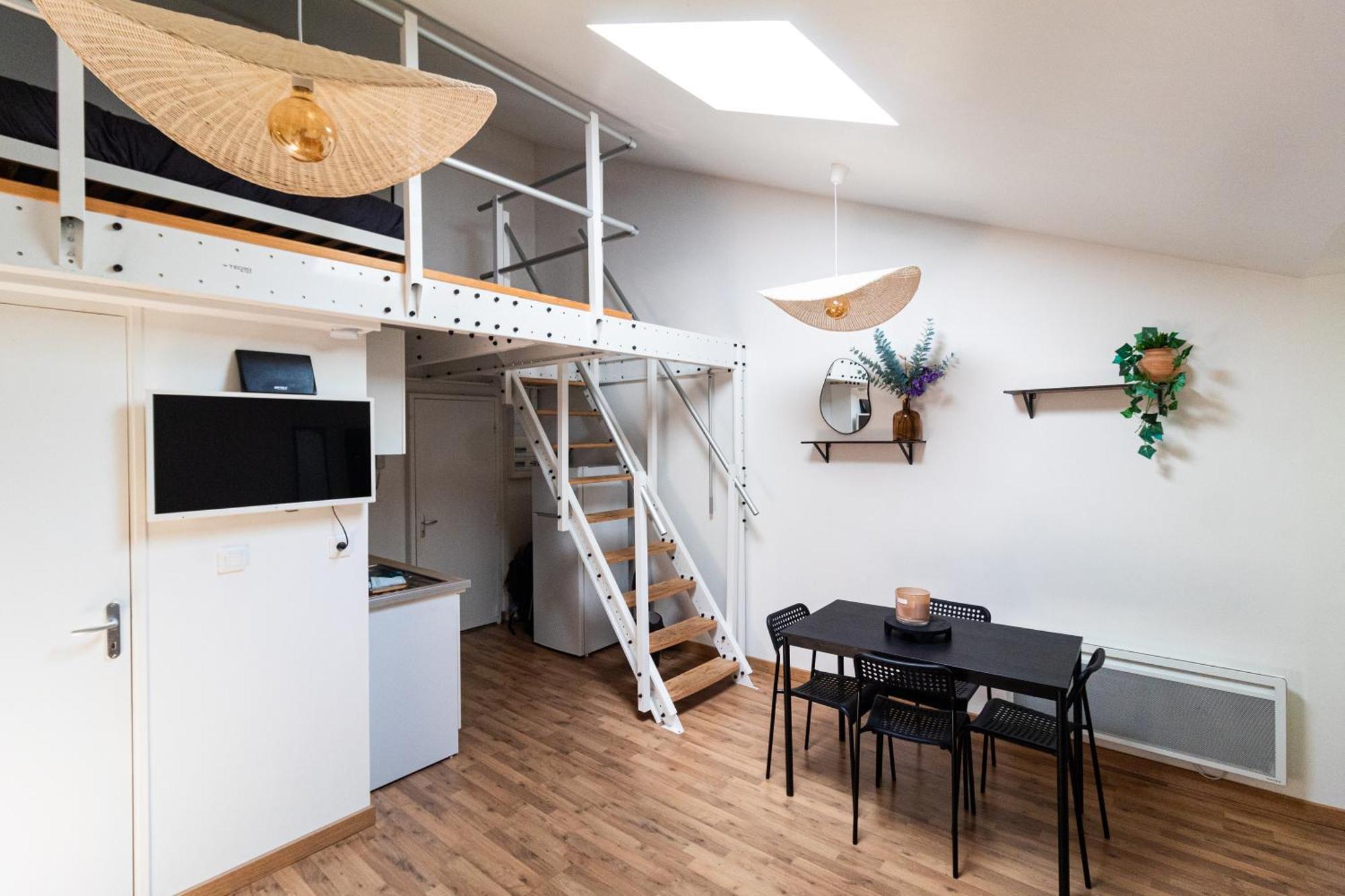 Le Charmant Accueil Viennois/T2/Wifi/Cosy/Parking Poitiers Bagian luar foto
