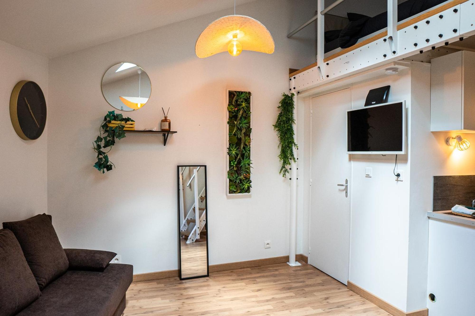 Le Charmant Accueil Viennois/T2/Wifi/Cosy/Parking Poitiers Bagian luar foto